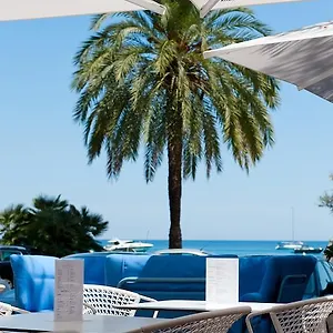 https://hotel-victoria-roquebrune-cap-martin.fr-provencehotel.com