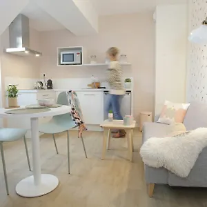 Sleepinconcarneau - Centre Piétonnier - 200 M De La Appartamento Concarneau